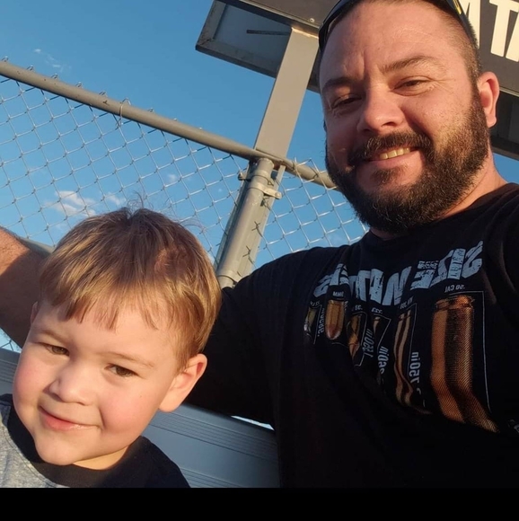 Meet your Posher, Chris - Picture 1 of 1